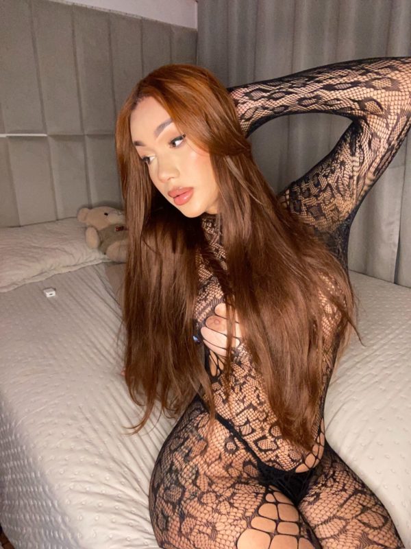 Polly Teixeira 35