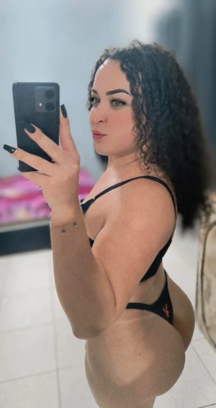Esther Ferreira 3