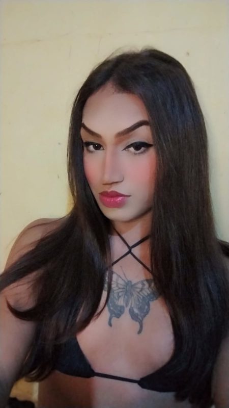 Isis Safira - Sem Local 10