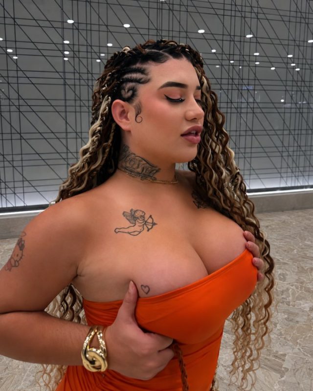 Marine Hot 17