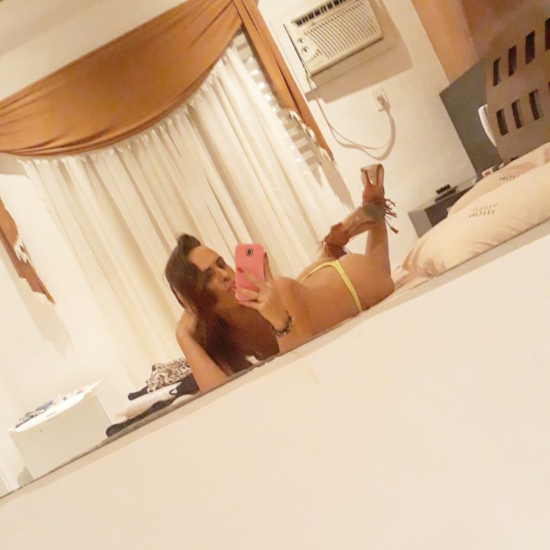 Viviane Passos 24