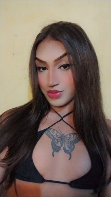 Isis Safira - Sem Local 13