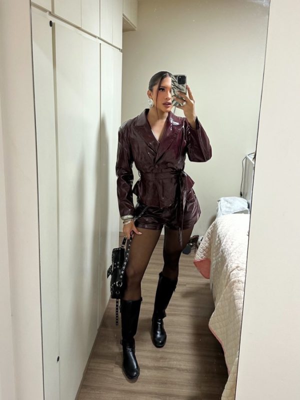 Júlia Modelo 45