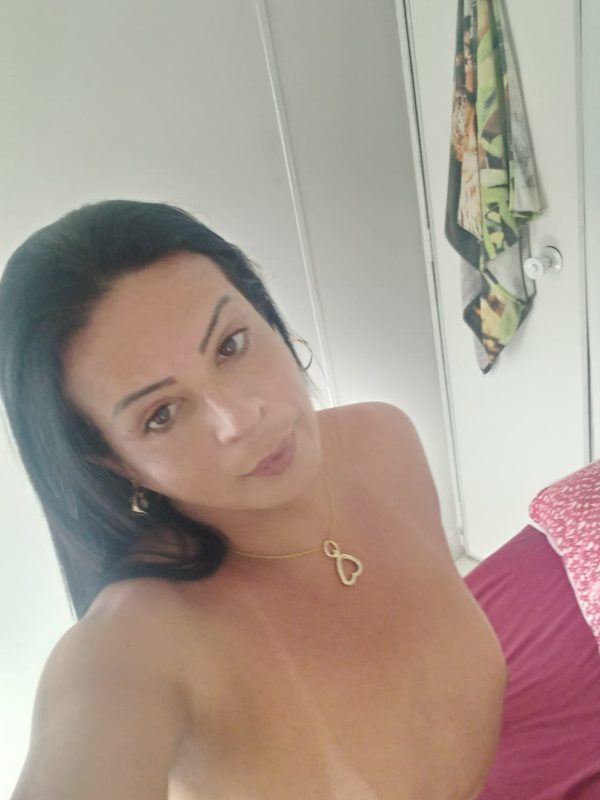 Flávia Carioca 8