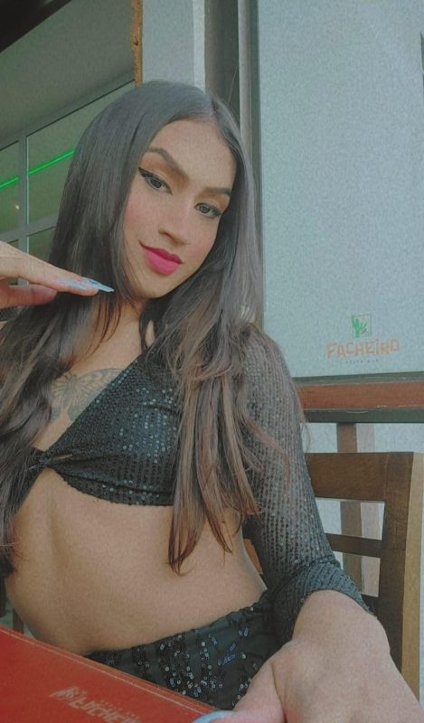 Isis Safira - Sem Local 104