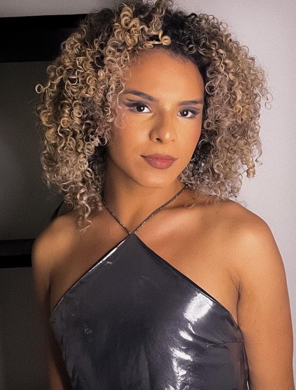 Pietra Santos 13