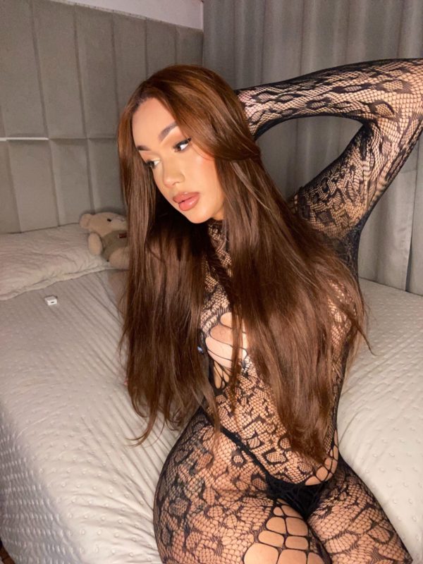 Polly Teixeira 39