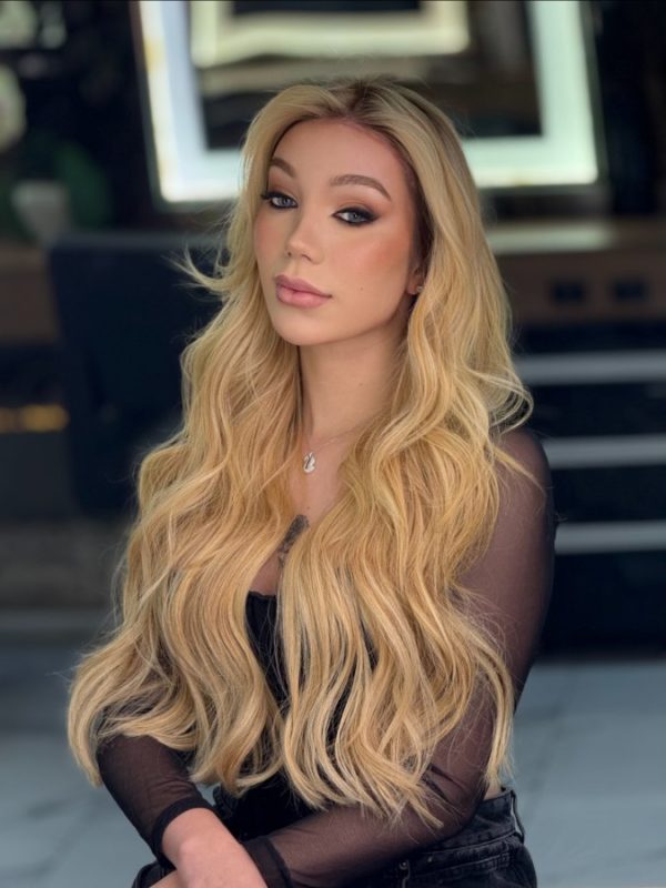 Valentina Coelho 24