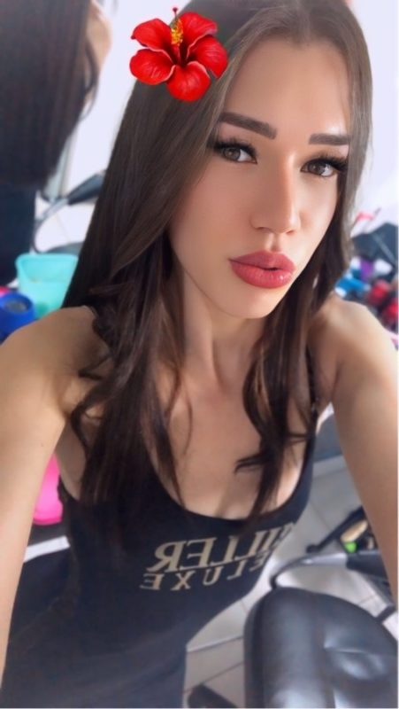 Lulu Moreira 19