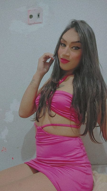 Isis Safira - Sem Local 101