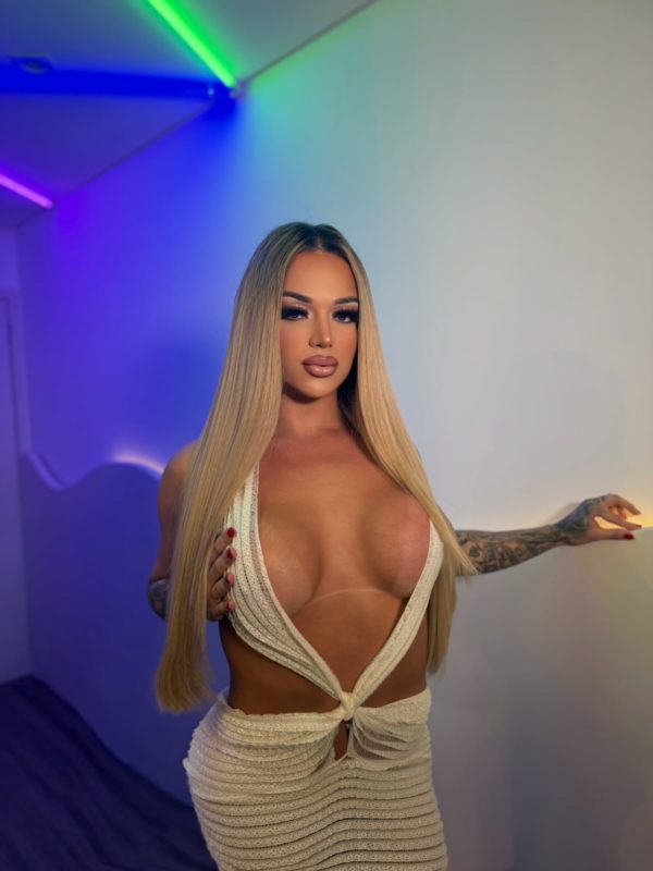 Julia Ferraz 10