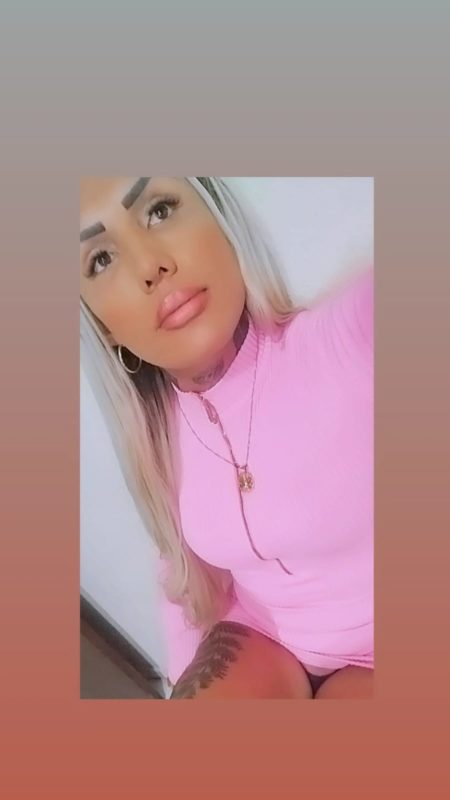 Adrielly Santos 6