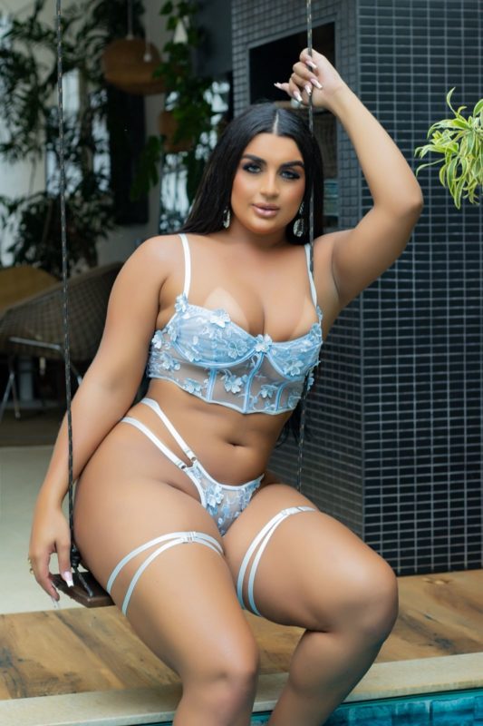 Anny Kaliffa 10