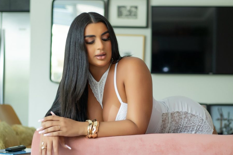 Anny Kaliffa 22