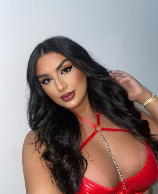 Anny Kaliffa 15