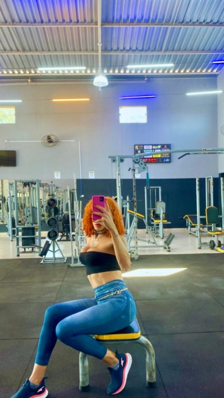 Lala Lisa 16