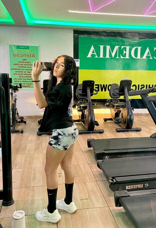 Maya Leão 38