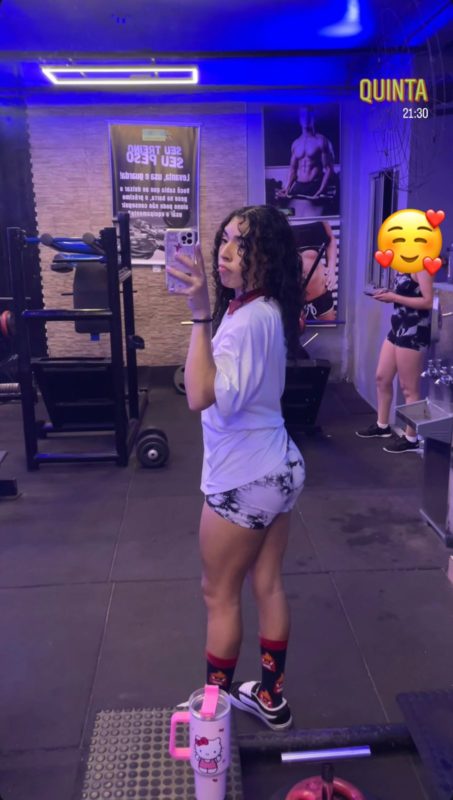 Maya Leão 8