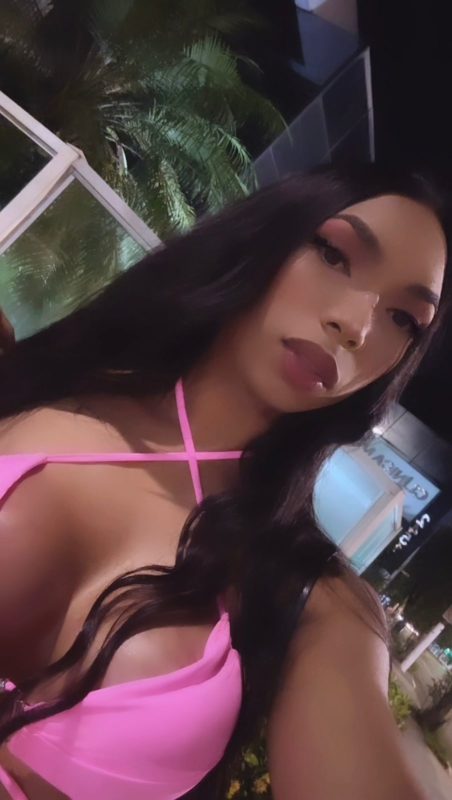 Gabrielle Santos 24