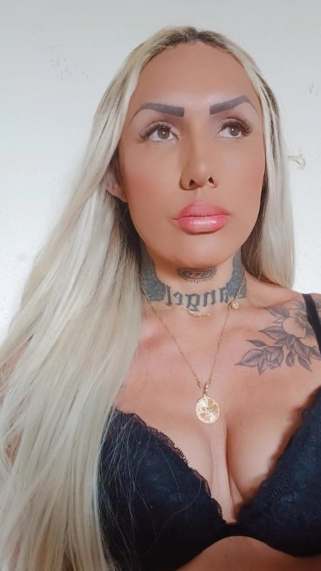Adrielly Santos 9
