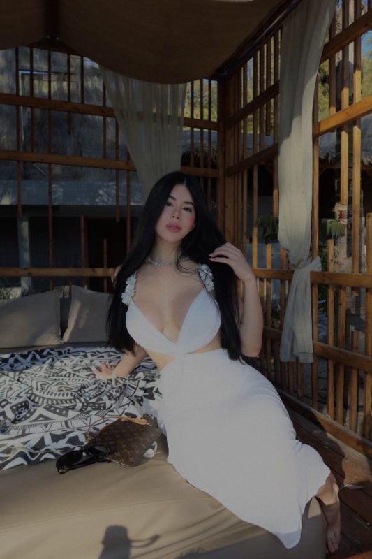 Mia Angel 16