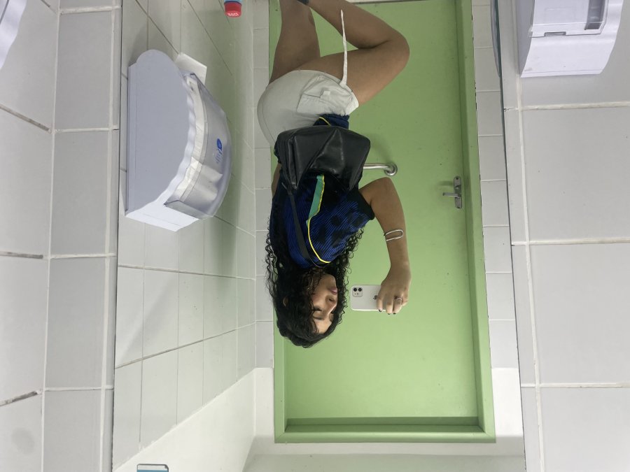 Maya Leão 1