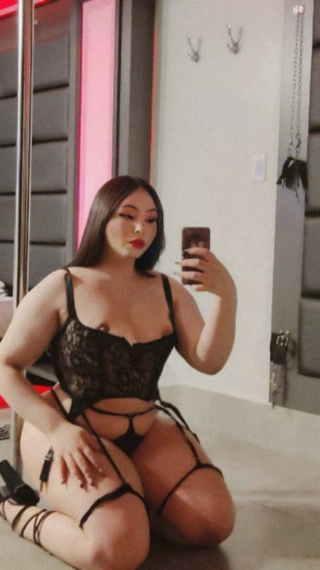 Katherine Meghan 32