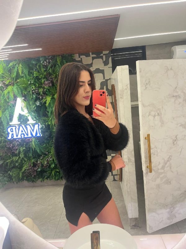 Larissa Morais 17