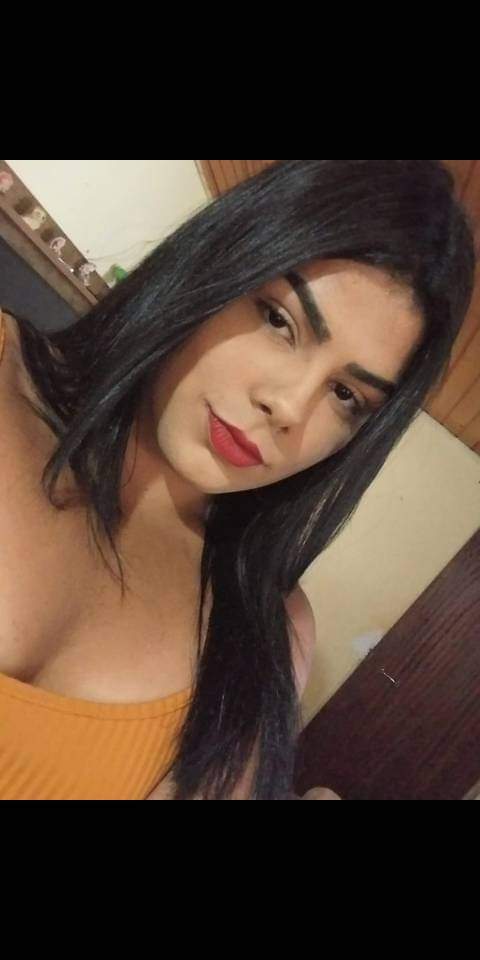Nicole Barros 13