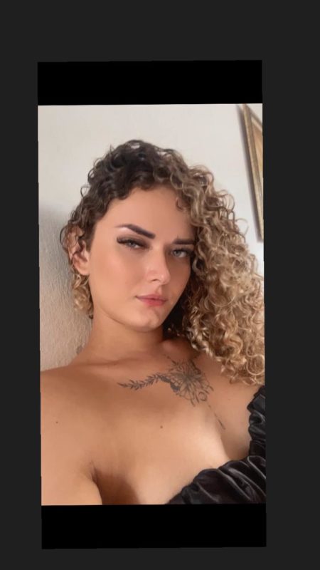 Suellen Colucci 48