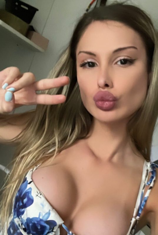 Gabriela Duarte 36