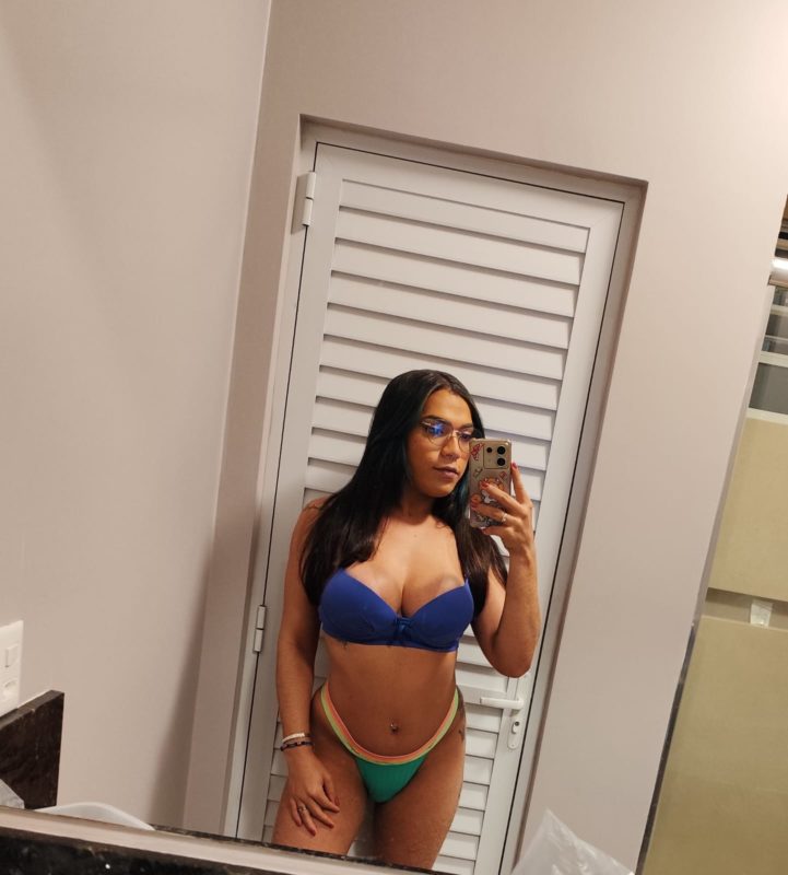Jully Brandão 14