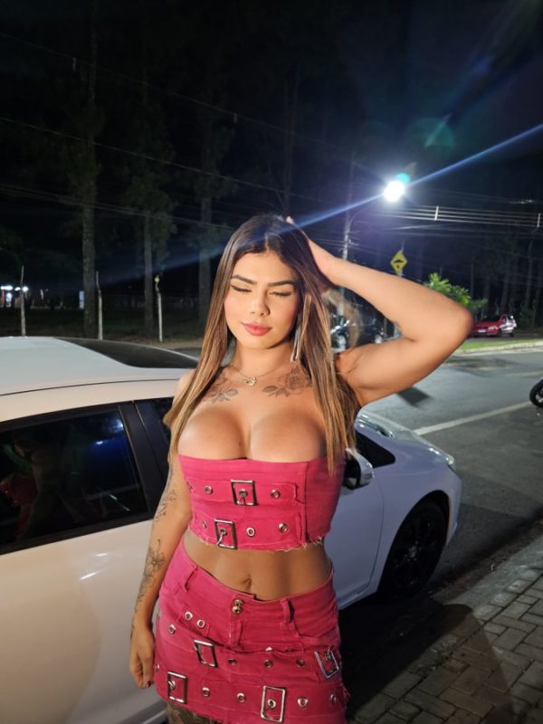 Nicole Barros 20