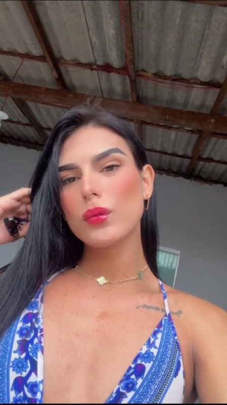Lara M 9