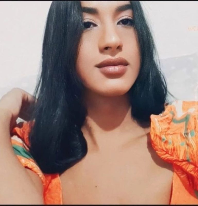 Angélica Freitas 10