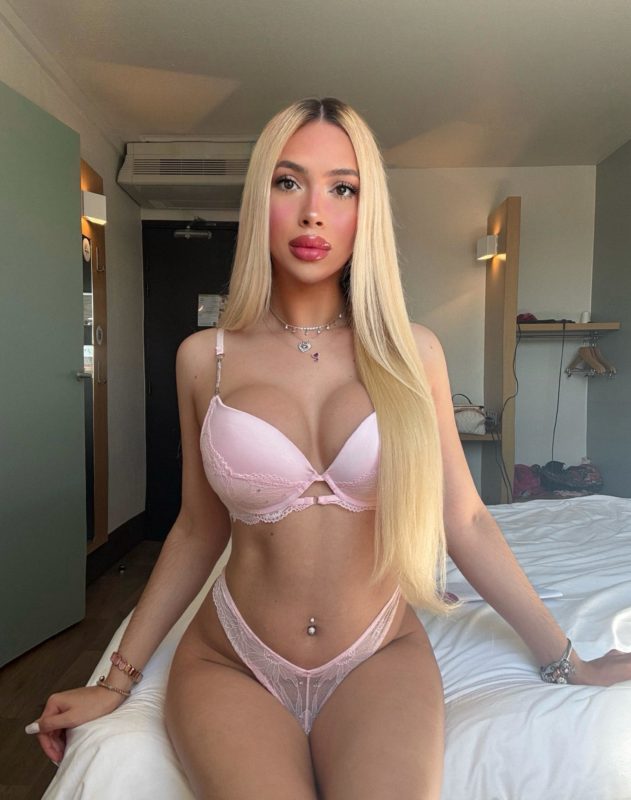 Victoria Luz 19