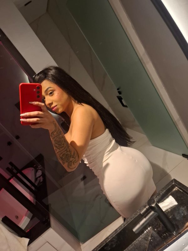 Gabrielly Martins 29