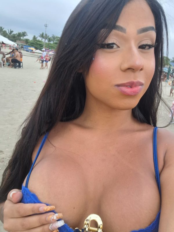 Gabrielly Martins 27