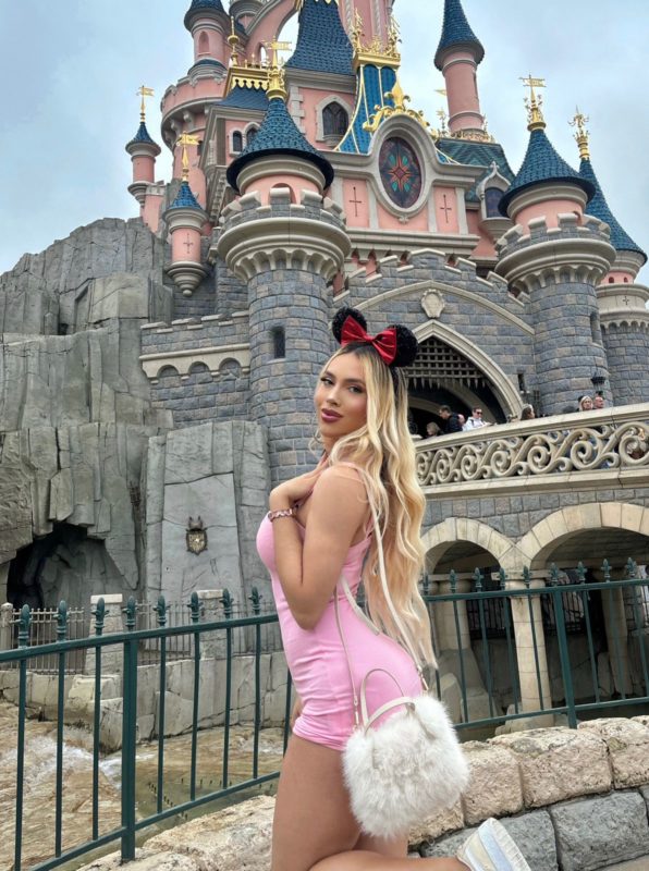 Victoria Luz 38