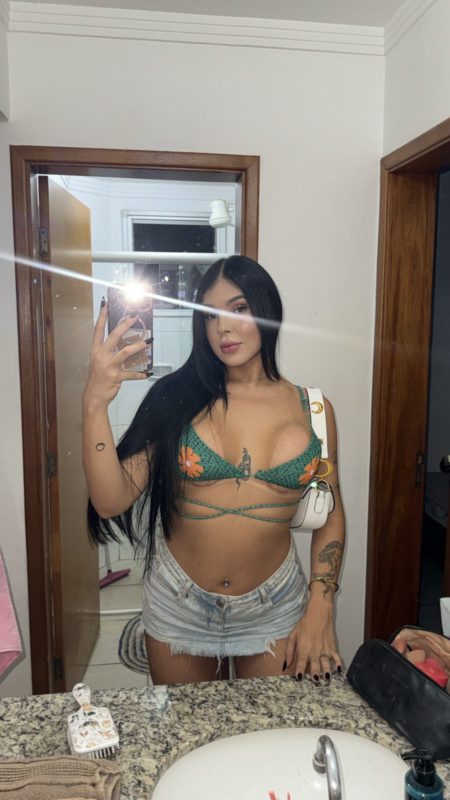 Bruna Peixotu 25
