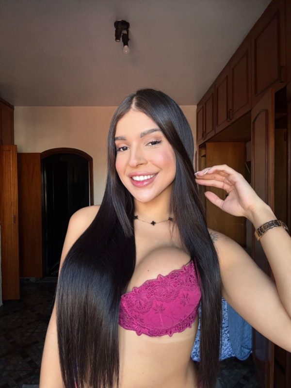 Bruna Peixotu 13