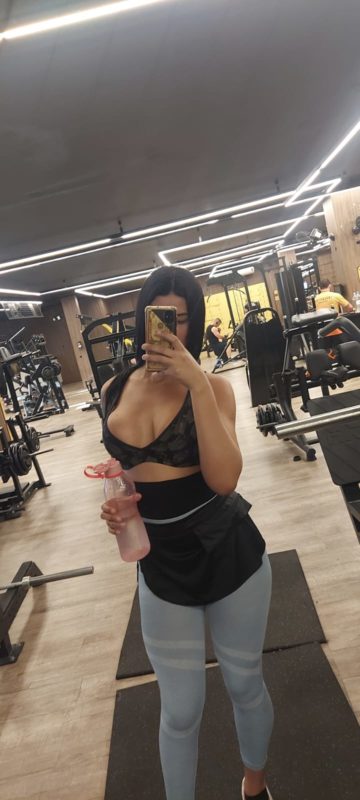 Renata Carrie 14