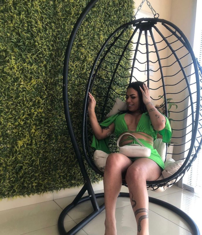 Karol Carioca 21