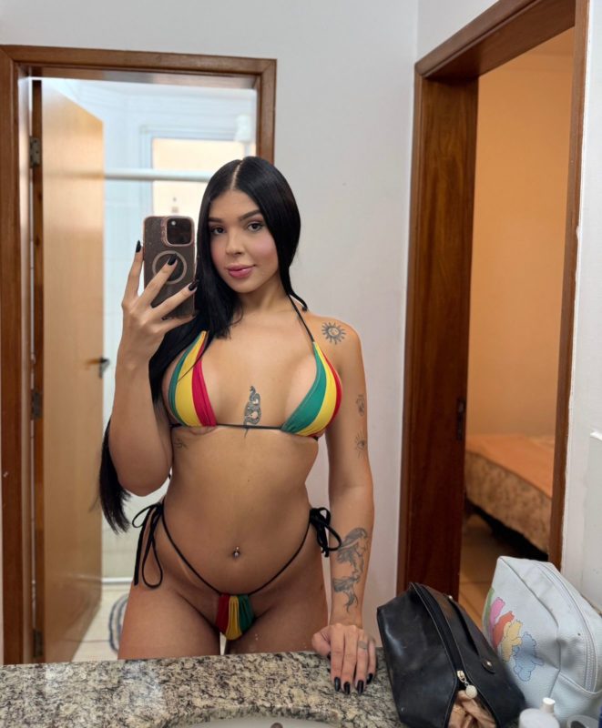 Bruna Peixotu 19