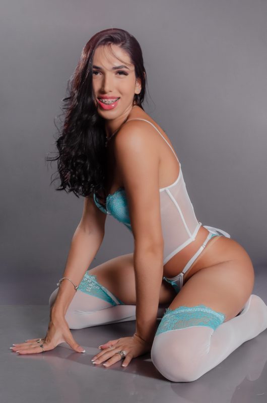 Gaby Pinheiro 11