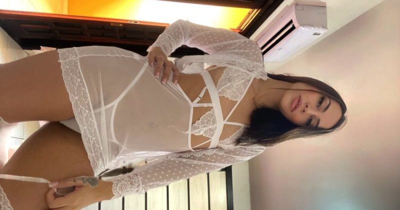 Bruna Lins 12