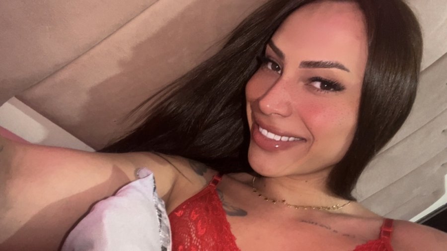 Bruna Lins 28
