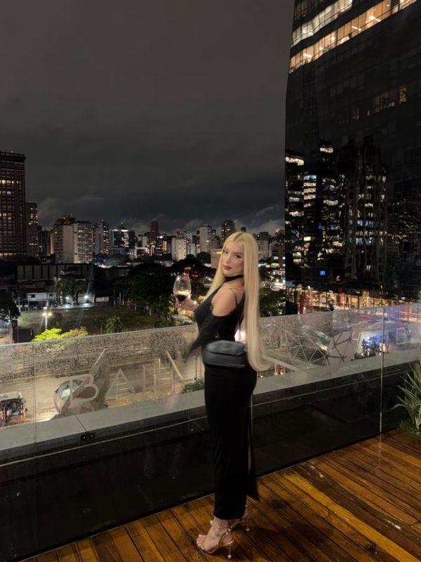 Larissa Beatriz 22