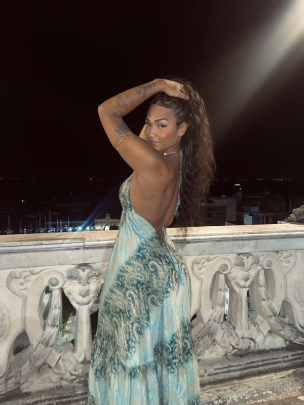 Jade Gomes 57