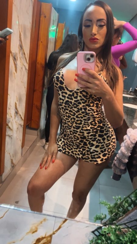 Karolyne Vastezon 21
